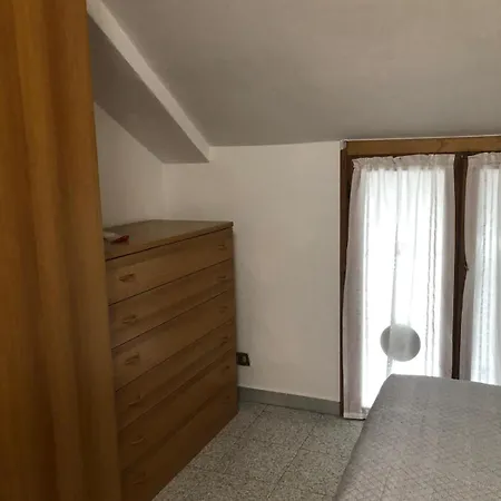 Graziosa Mansarda Apartment *
